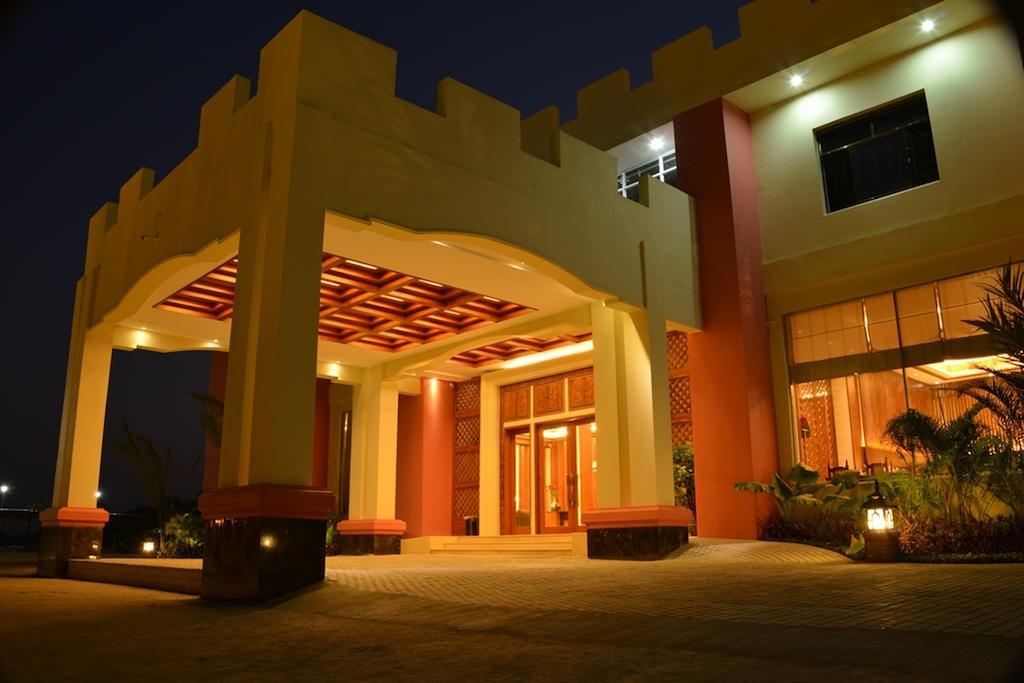 Great Wall Hotel - Nay Pyi Taw Oattara Thiri Экстерьер фото